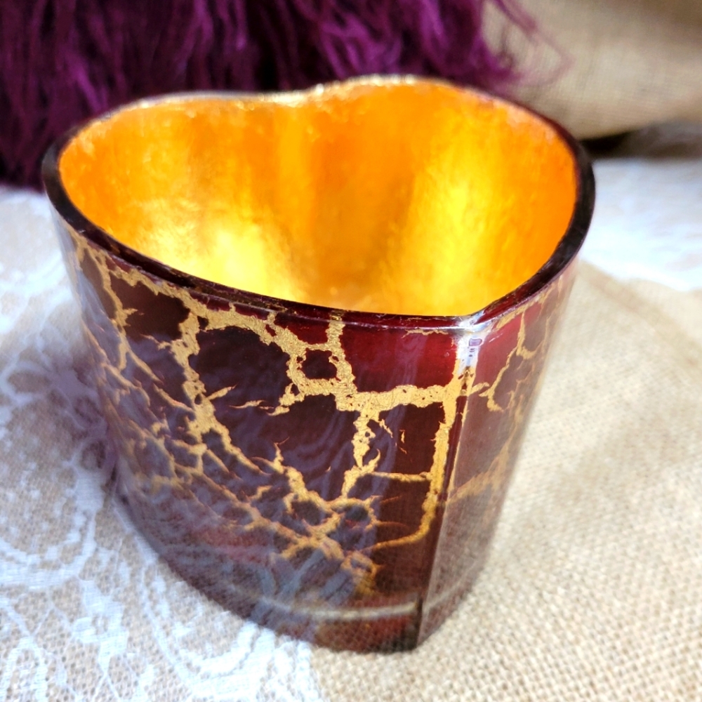 Vintage rare uniquegently used glass red\gold crackle heart shaped